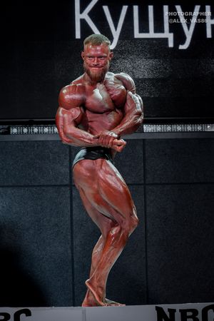 CLASSIC PHYSIQUE